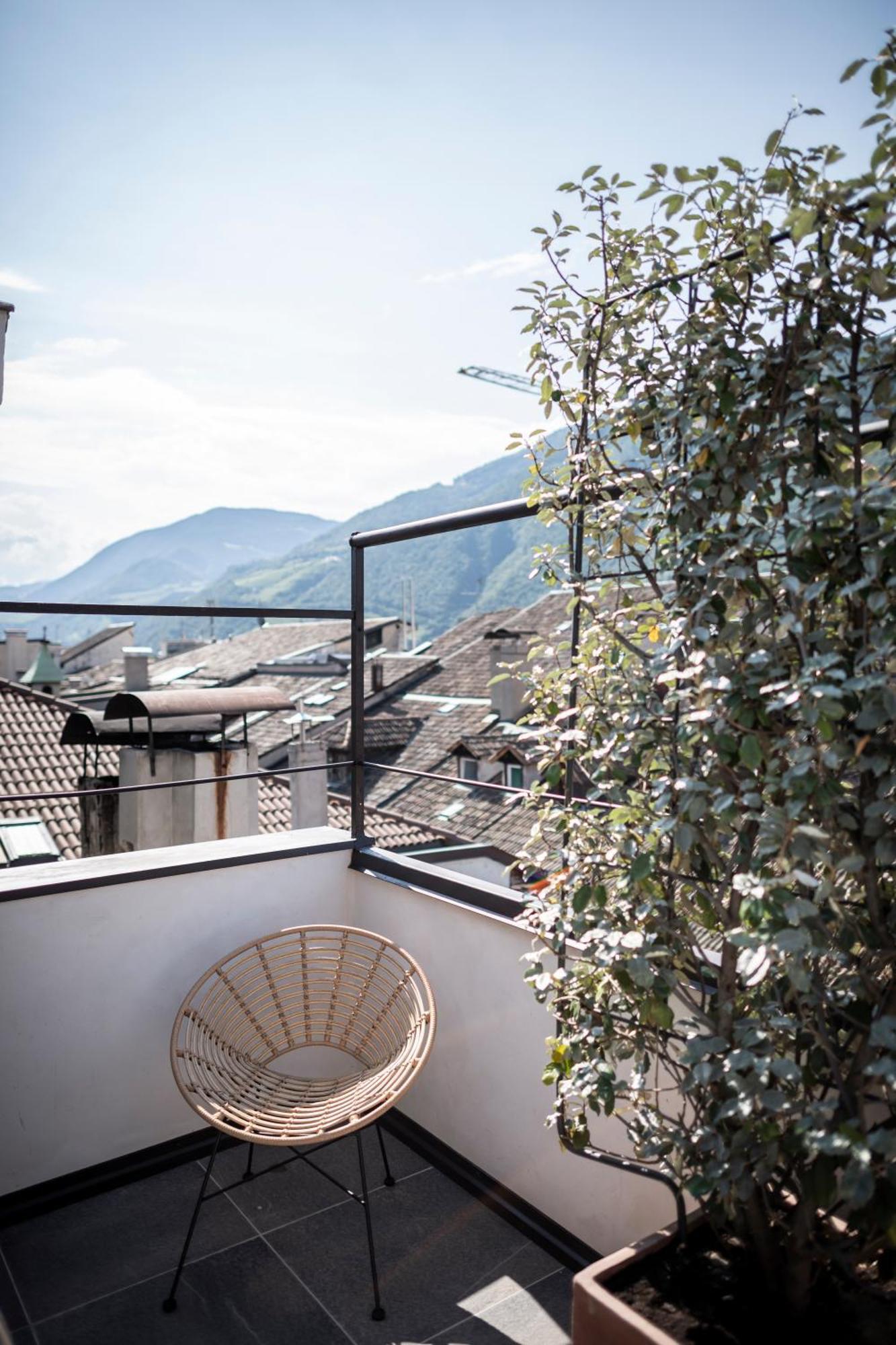 Goldenstern Townhouse Hotell Bolzano Exteriör bild